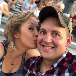 Meet your Posher, Josh